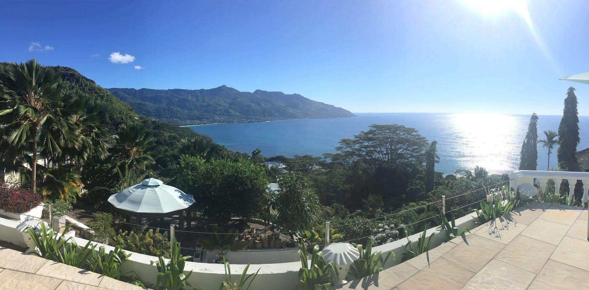 Petit Amour Villa Glacis  Exterior photo